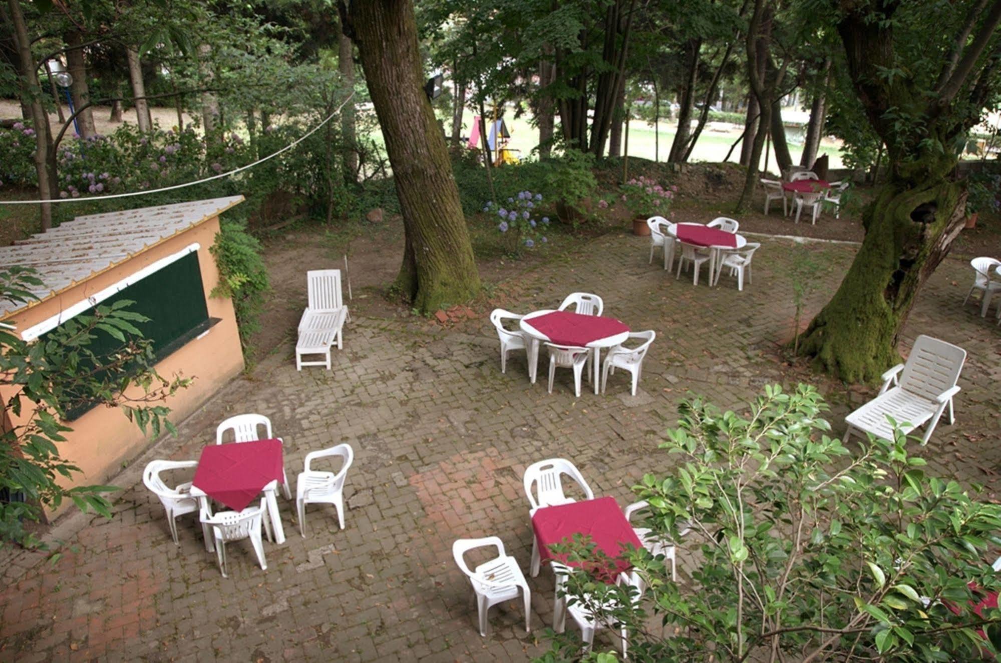 Albergo Ristorante Guidi بستويا المظهر الخارجي الصورة